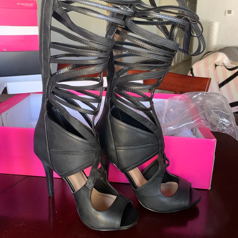 JUSTFAB ‘Madelina’ color: Black, size 8.5.